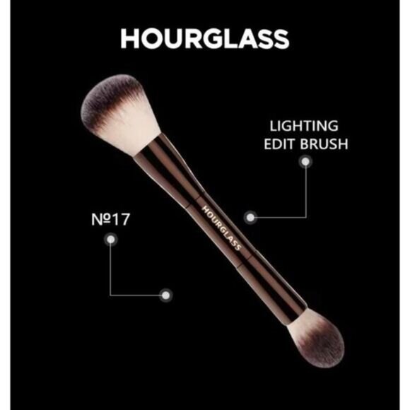 Hourglass No.17 Lighting Edit Vegan Ultra Soft Makeup Brushes - Picture 1 of 12